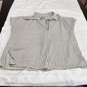 Max Studio Black and White Patterned Shirt